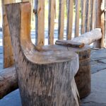 деревянное кресло