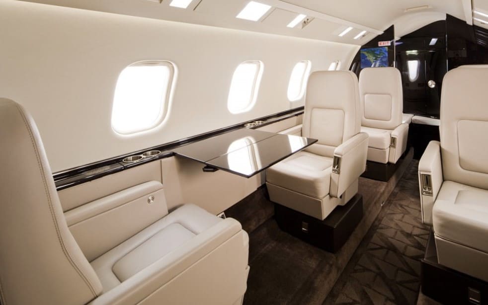 Самолёт Learjet 60XR фото 3