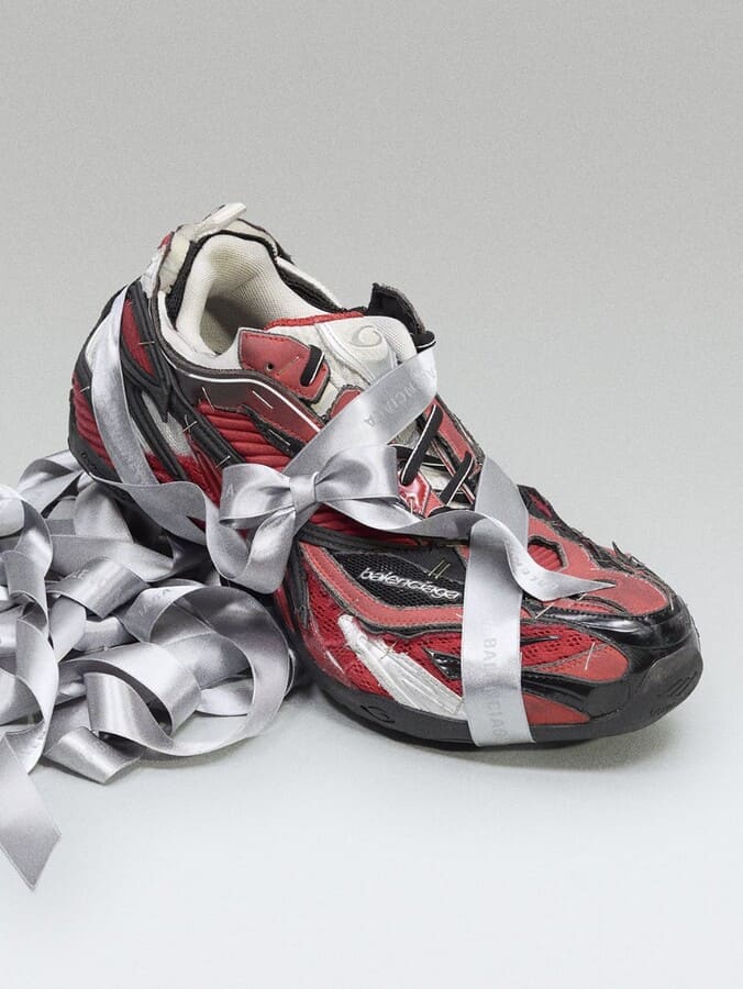 Женские кроссовки Balenciaga